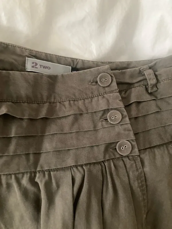 Pantalón bombacho marca Two