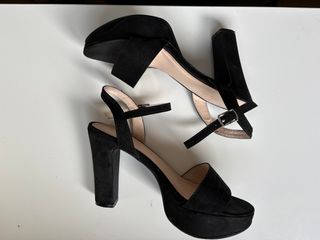 Sandalias PICCOLA PIÙ Tacón Ancho Plataforma Negra