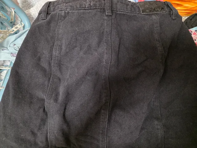 Falda Stradivarius Negra 