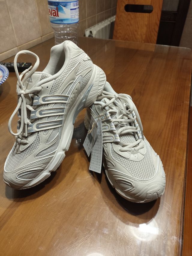 Zapatillas Adidas Temper Run 2 Beige/Gris