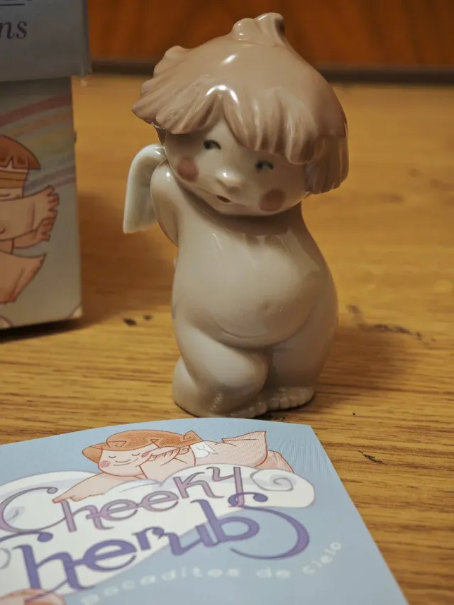 Figura NAO Collections