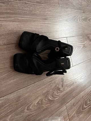 Tacones Zara negros plataforma