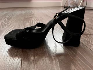 Tacones Zara negros plataforma