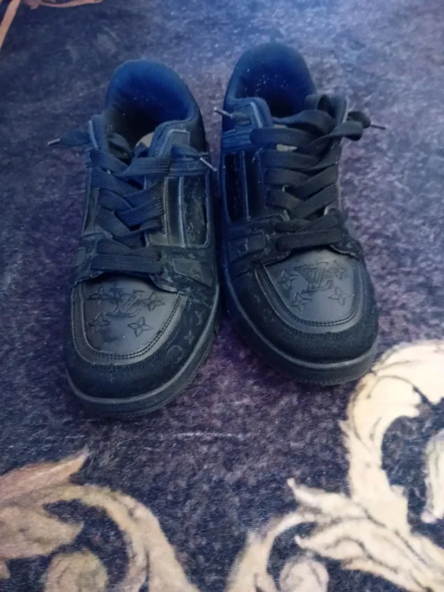 Zapatos Louis Vuitton Trainer Negros