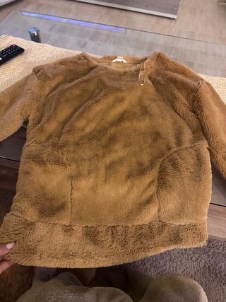 Jersey peludito marrón talla M