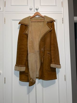 Chaqueta de piel marrón y beige