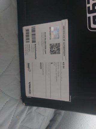 Casco de moto AGV nuevo solo 2 usos.