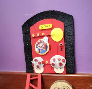 Puerta Ratón Pérez Mario Bros