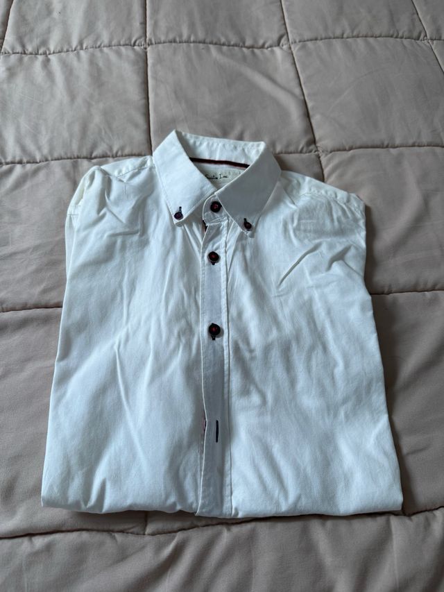 Camisa blanca hombre