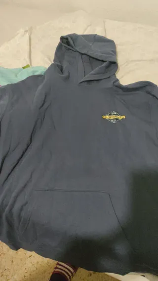 2 Sudaderas Quiksilver una Azul y otra verde agua