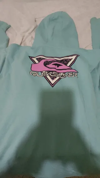 2 Sudaderas Quiksilver una Azul y otra verde agua