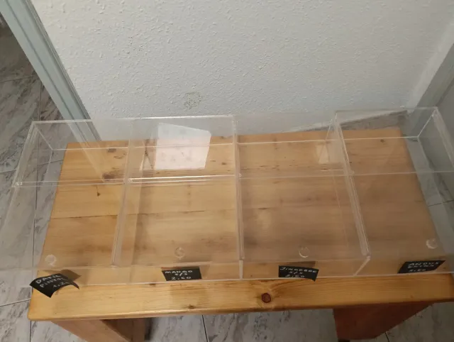 Expositores acrílicos para tienda