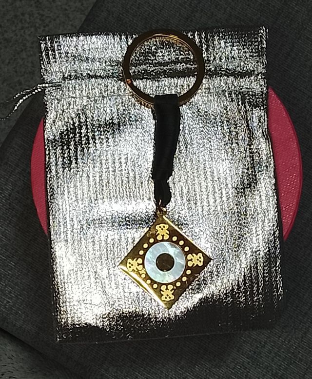 Llavero Tous Dorado Nacar