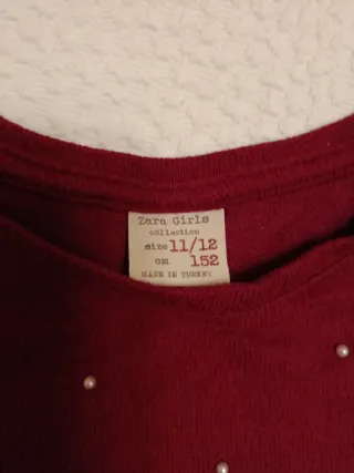 Jersey granate Zara con perlas