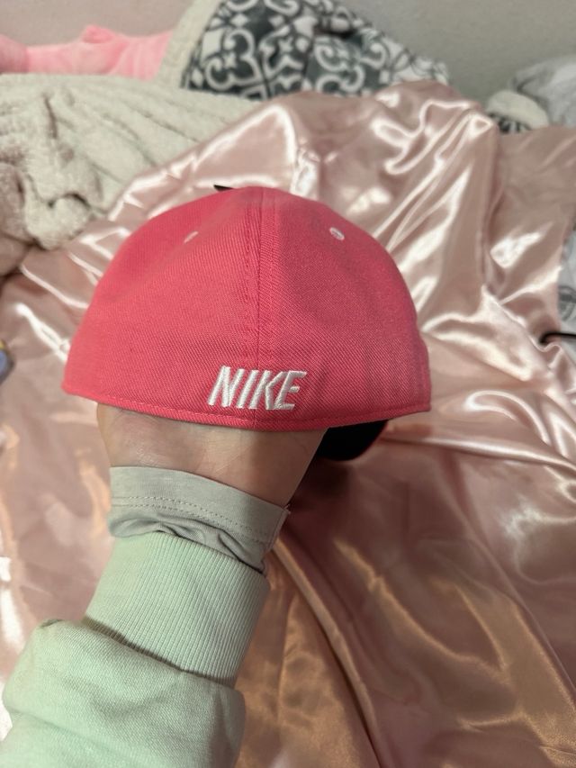Gorra Nike Aerobill Rosa