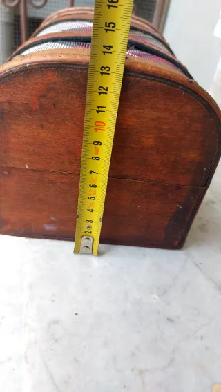 Cofanetto in legno con fantasia a quadri