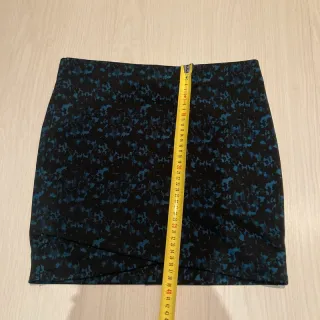 Minifalda H&M estampada