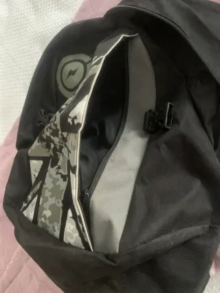 Mochila Negra con Diseño Union Jack