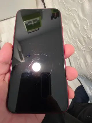 iPhone 11 64GB Rosso