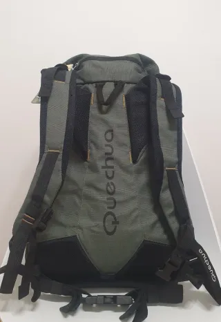Zaino trekking Quechua 30L