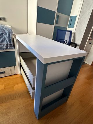 Mesa estudio extensible con baúl y cajones