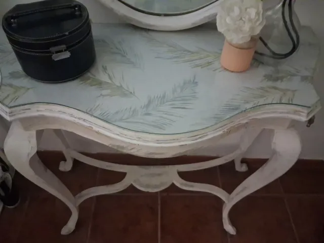 Mesa tocador antigua madera y cristal