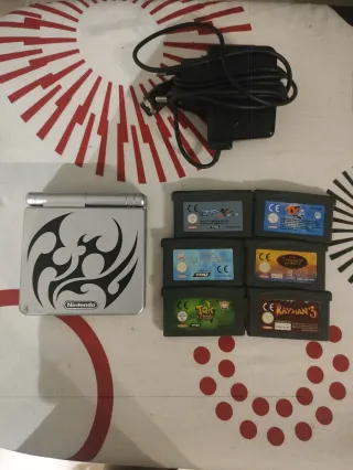Nintendo Game Boy Advance SP Tribal