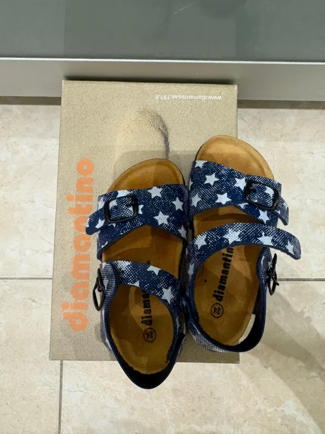 Sandali bimbo blu con stelle taglia 24