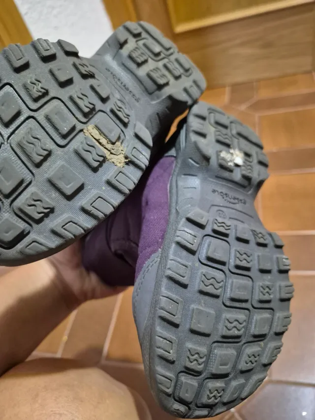 Botas calentitas moradas y rosas