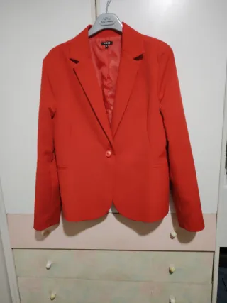 Giacca elegante rosso corallo