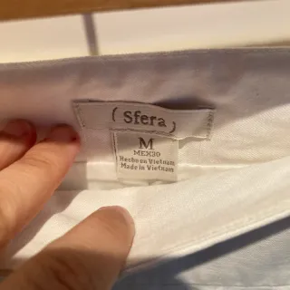 Falda cintura alta Sfera