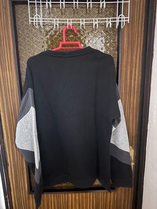 Sudadera Nike Negra y Gris