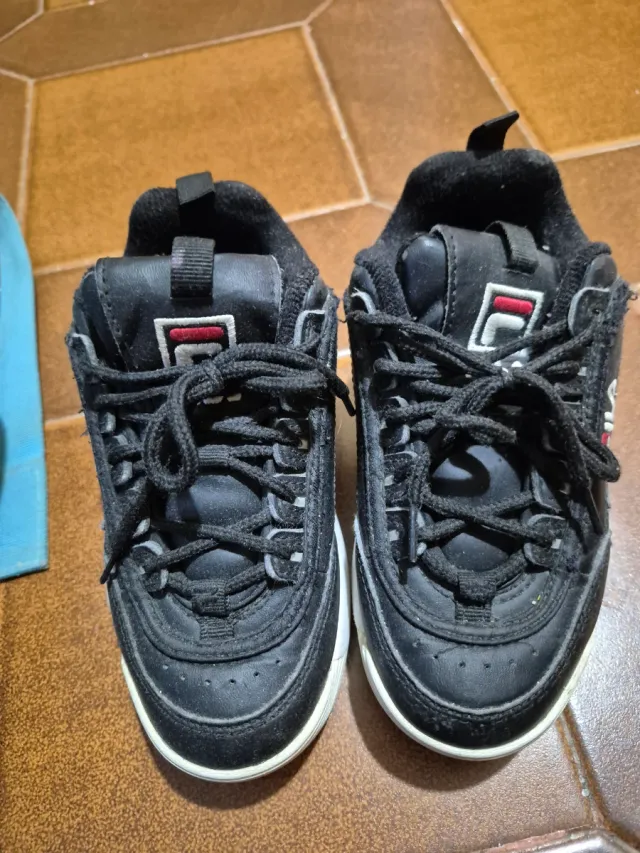 Zapatillas Fila Negras
