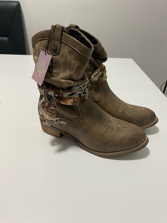 Botas Chika10 Lisy 02 Niña Talla 35