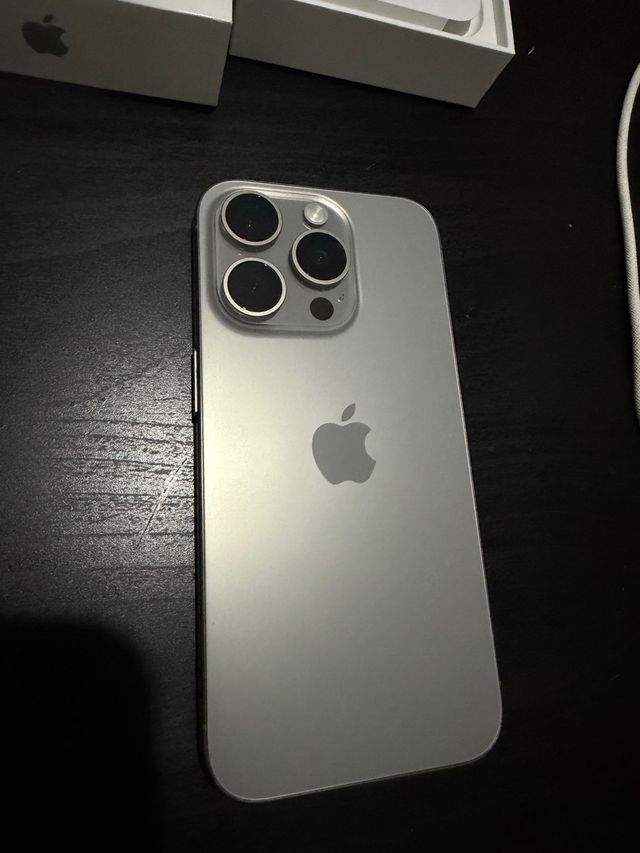 iPhone 15 Pro 128 GB Oro/Plata