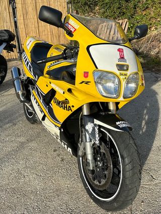 Yamaha FZR 1000 Exup