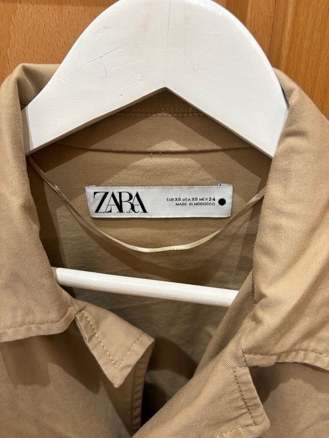 Chaqueta Zara Beige