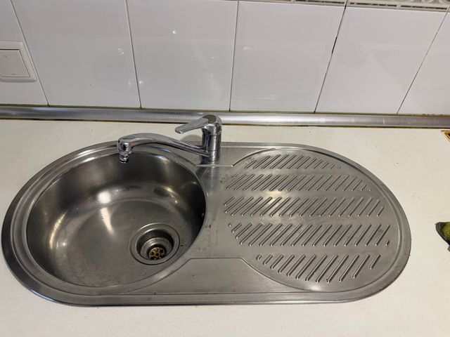 Lavatrice da Cucina in Acciaio Inox con Rubinetto