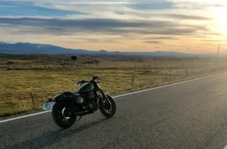 Hyosung Aquila GV 125 Negra