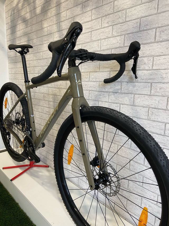 MERIDA SILEX 400 2026