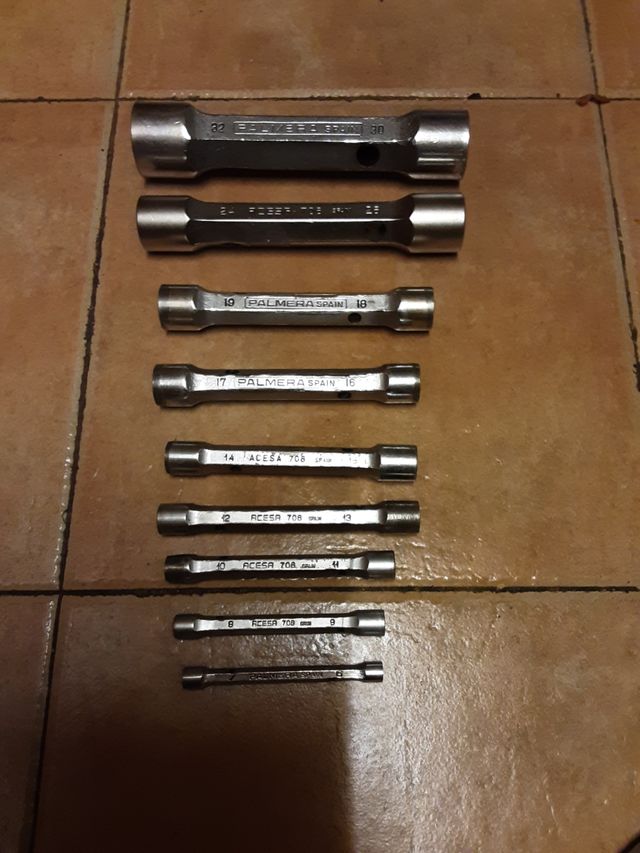 Juego de llaves de tubo