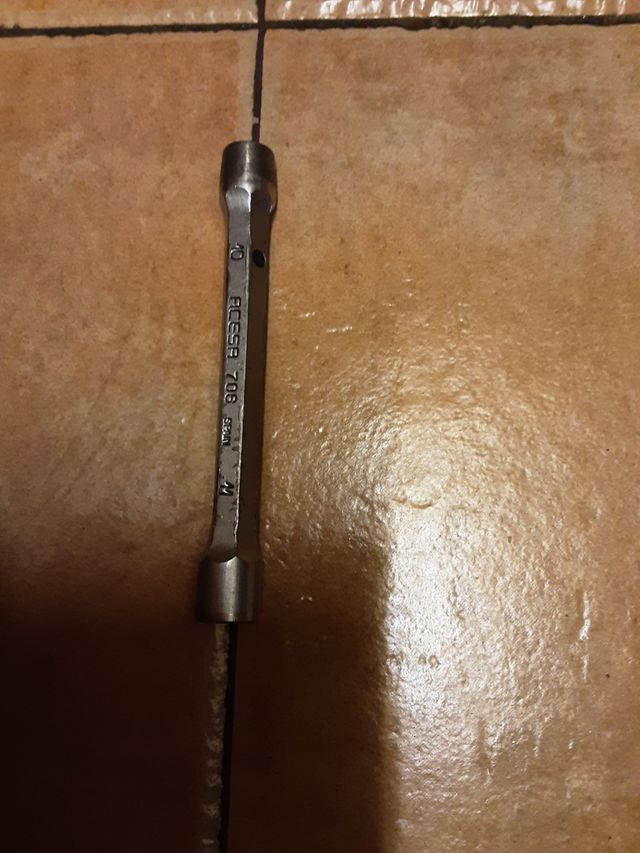 Juego de llaves de tubo