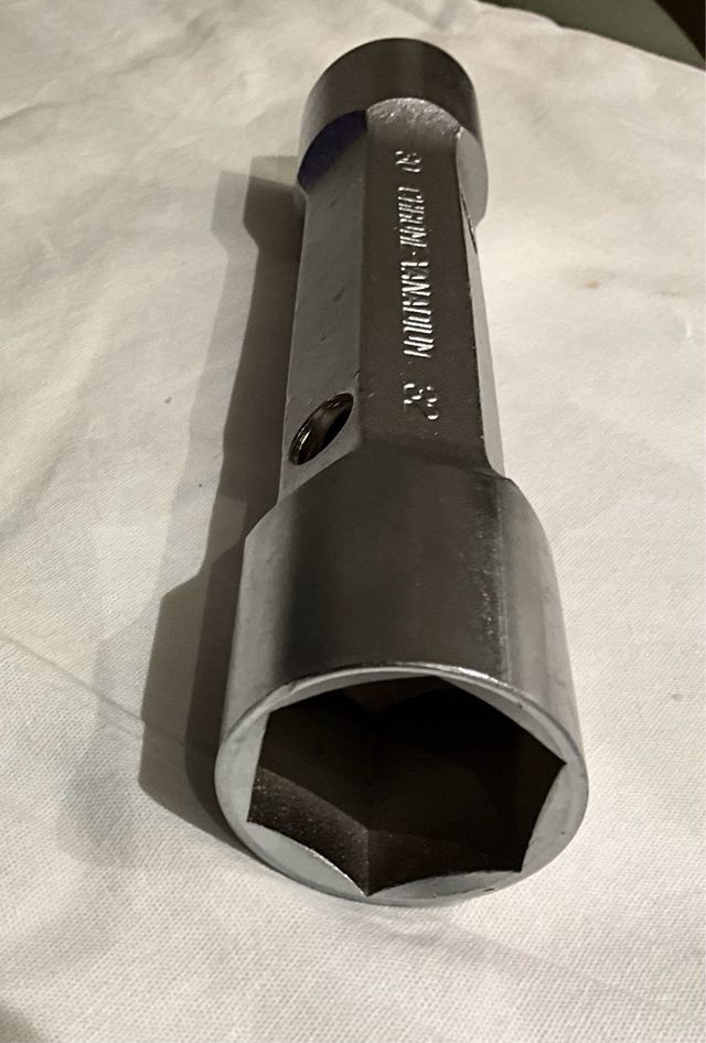 Llave de tubo 30-32  Modelo PalmeraChrome-Vanadium