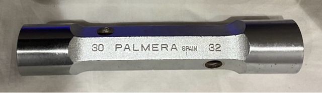 Llave de tubo 30-32  Modelo PalmeraChrome-Vanadium