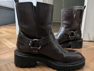 Botines Stradivarius Marrones Talla 40