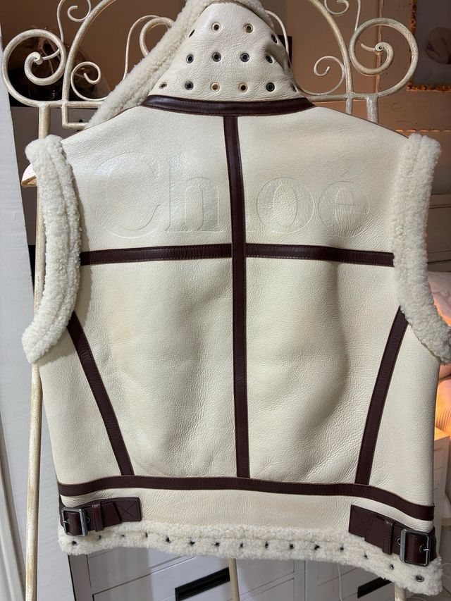 Chaleco Chloe Piel Borrego Beige y Marrón