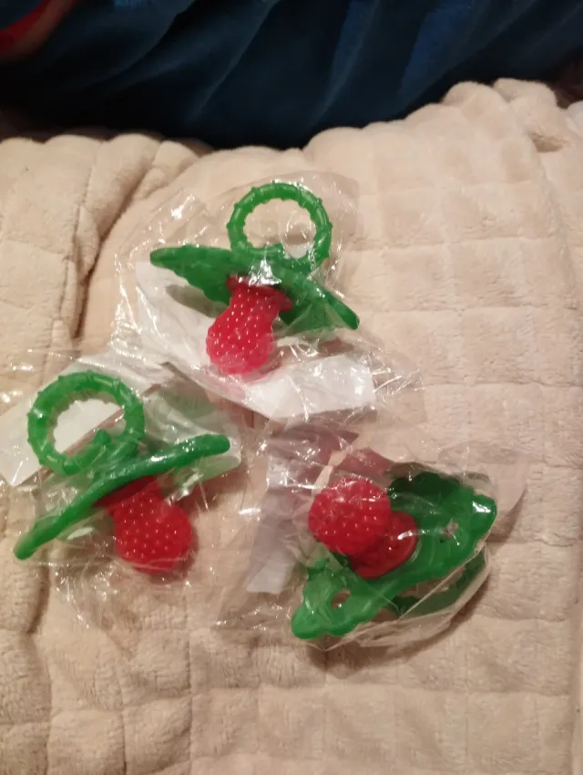 3 Chupetes Fruta Silicona Bebé