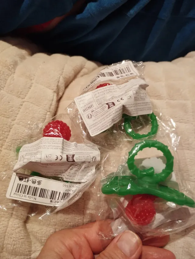 3 Chupetes Fruta Silicona Bebé