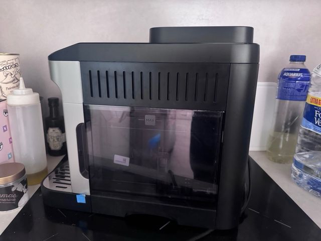 Cafetera Delonghi Magnífica EVO.