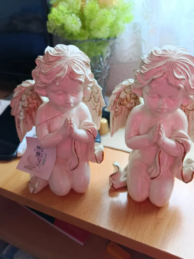 2 Figuras Angelitos Rezando